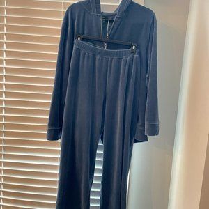 Ralph Lauren Hooded Jogging Velour Track Suit (Pants (1X) + Jacket (2X))